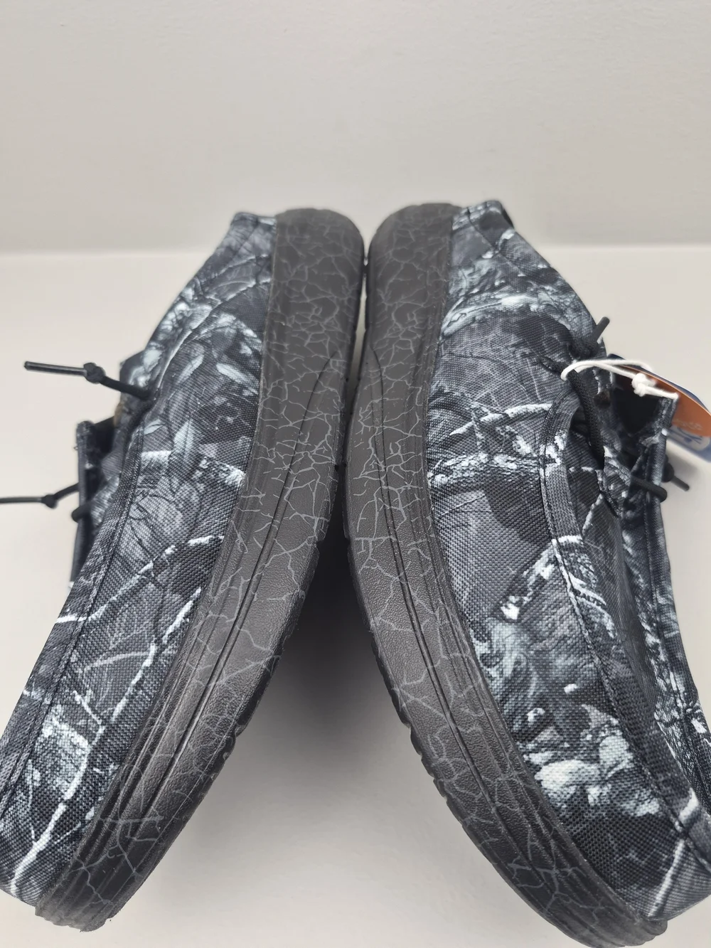 Hey Dude Jelly Roll Wally Comf Slip Limited Edition Black Camo Mens 13US Loafers